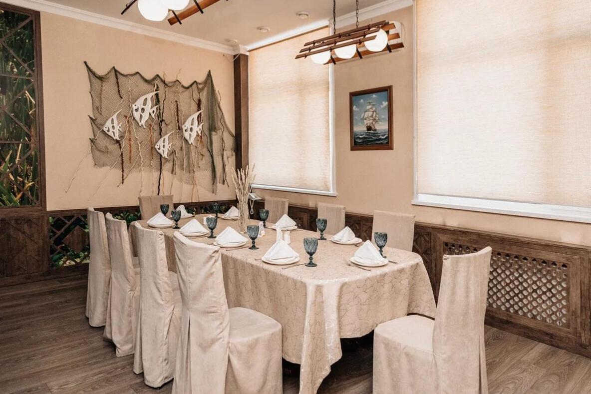 Tobol Hotel Qostanaj Buitenkant foto