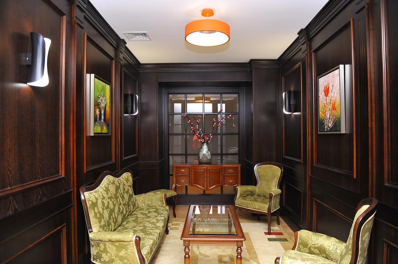 Tobol Hotel Qostanaj Buitenkant foto